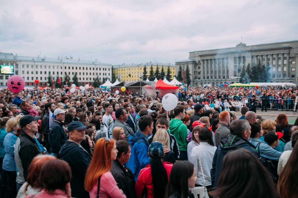 День города: концерт Дениса Майданова, салют и алкотреш