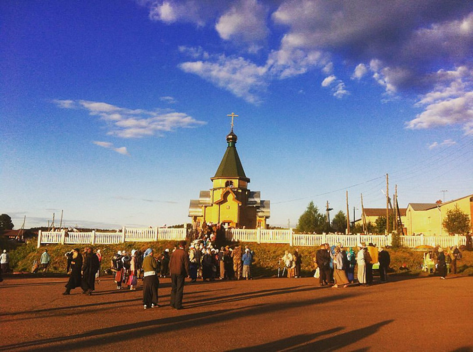 Великорецкий крестный ход: паломники прошли село Загарье