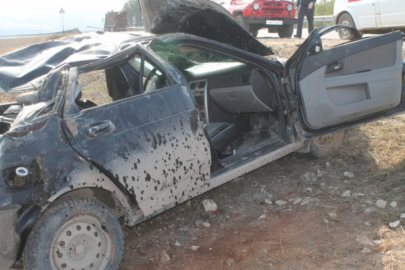 На трассе в Вятскополянском районе перевернулась «Приора»: водитель погиб
