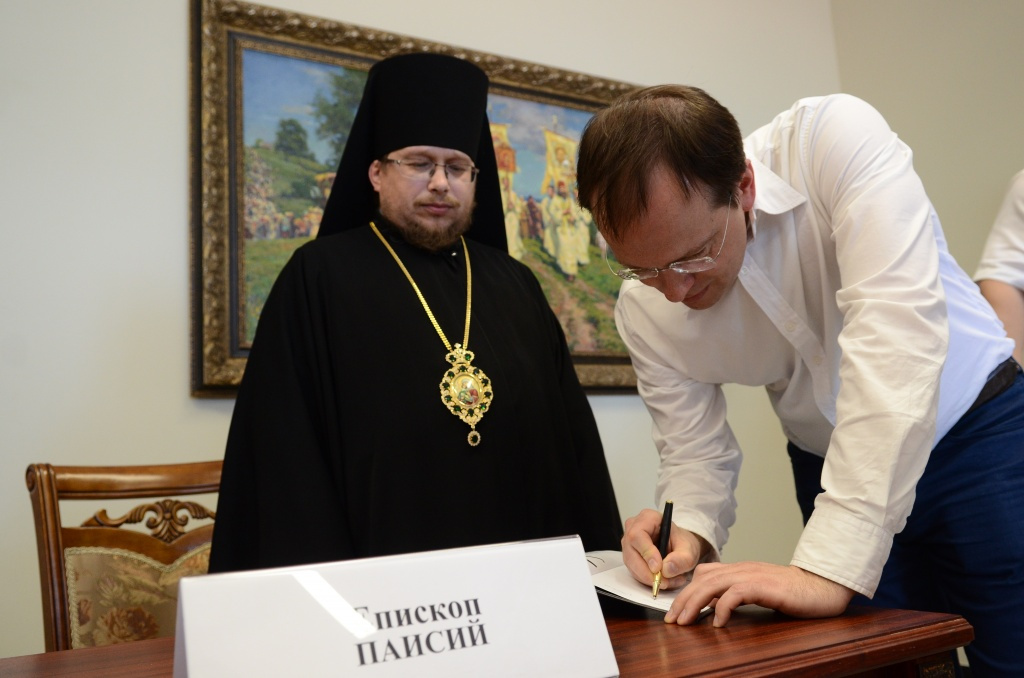 Приключения министра в Кирове. «Аll inclusive»