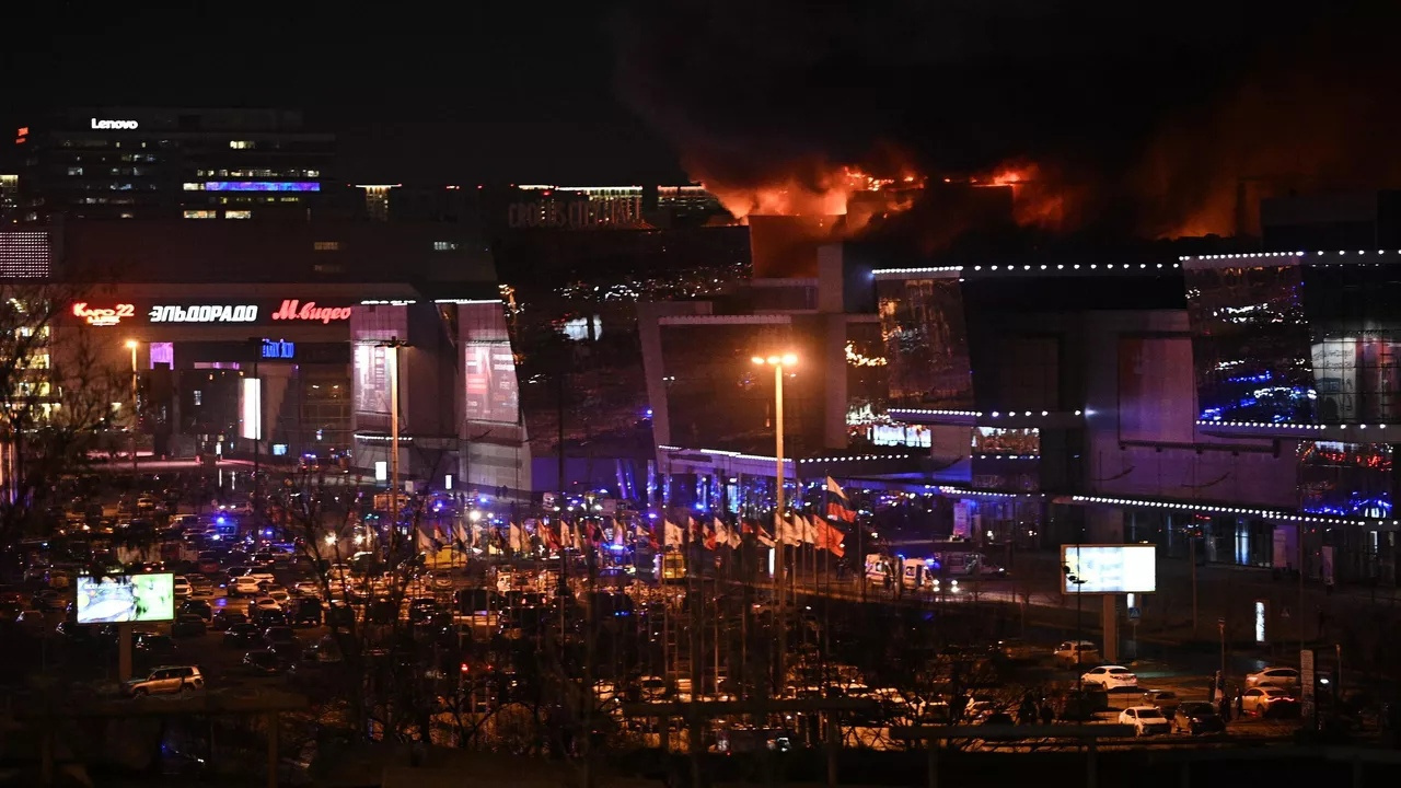 2022. рок-группа "пчела на марсе". часов яр украина. украина город часов яр. часов яр обстановка на сегодня.