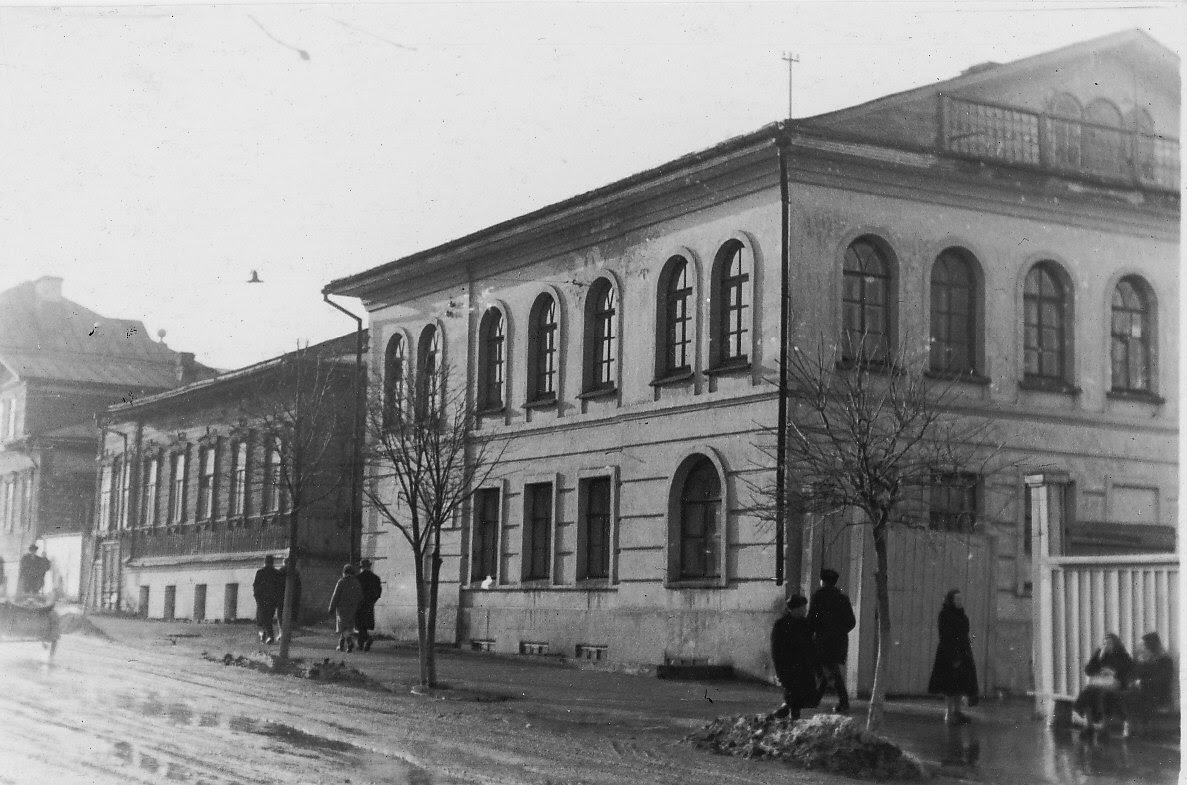 Дом Циолковского и первый городской роддом. Как менялась улица Преображенская