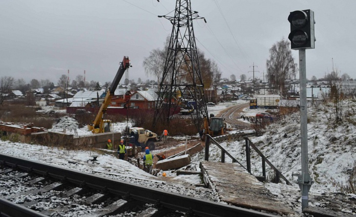 Кировчане требуют от Минтранса построить тоннель под переездом в Нововятске