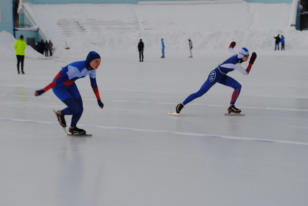 В Кирове прошли старейшие соревнования по конькобежному спорту