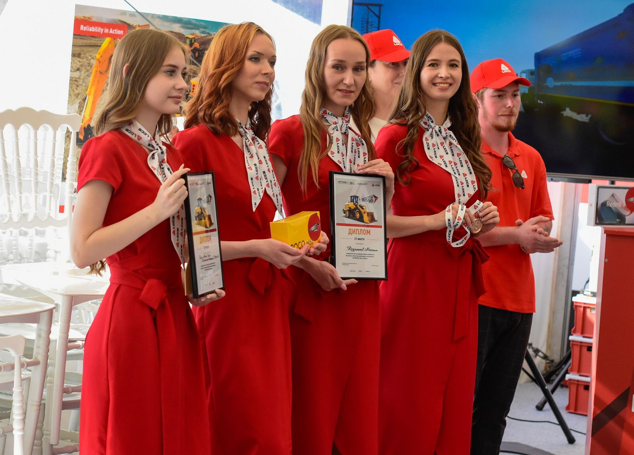 В Кирове впервые прошёл конкурс профмастерства Тop Driver LGCE среди операторов спецтехники