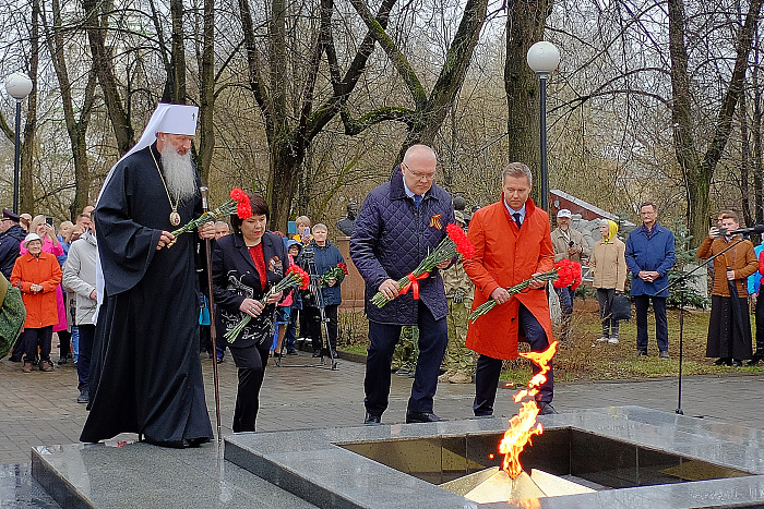 Вечный огонь в Слободском зажёг правнук Григория Булатова