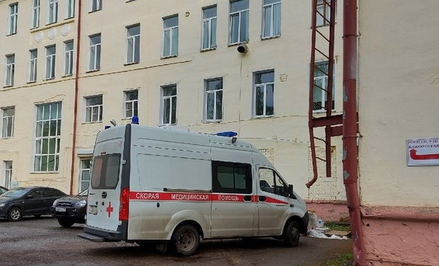 За сутки в Кировской области от коронавируса скончались 2 человека