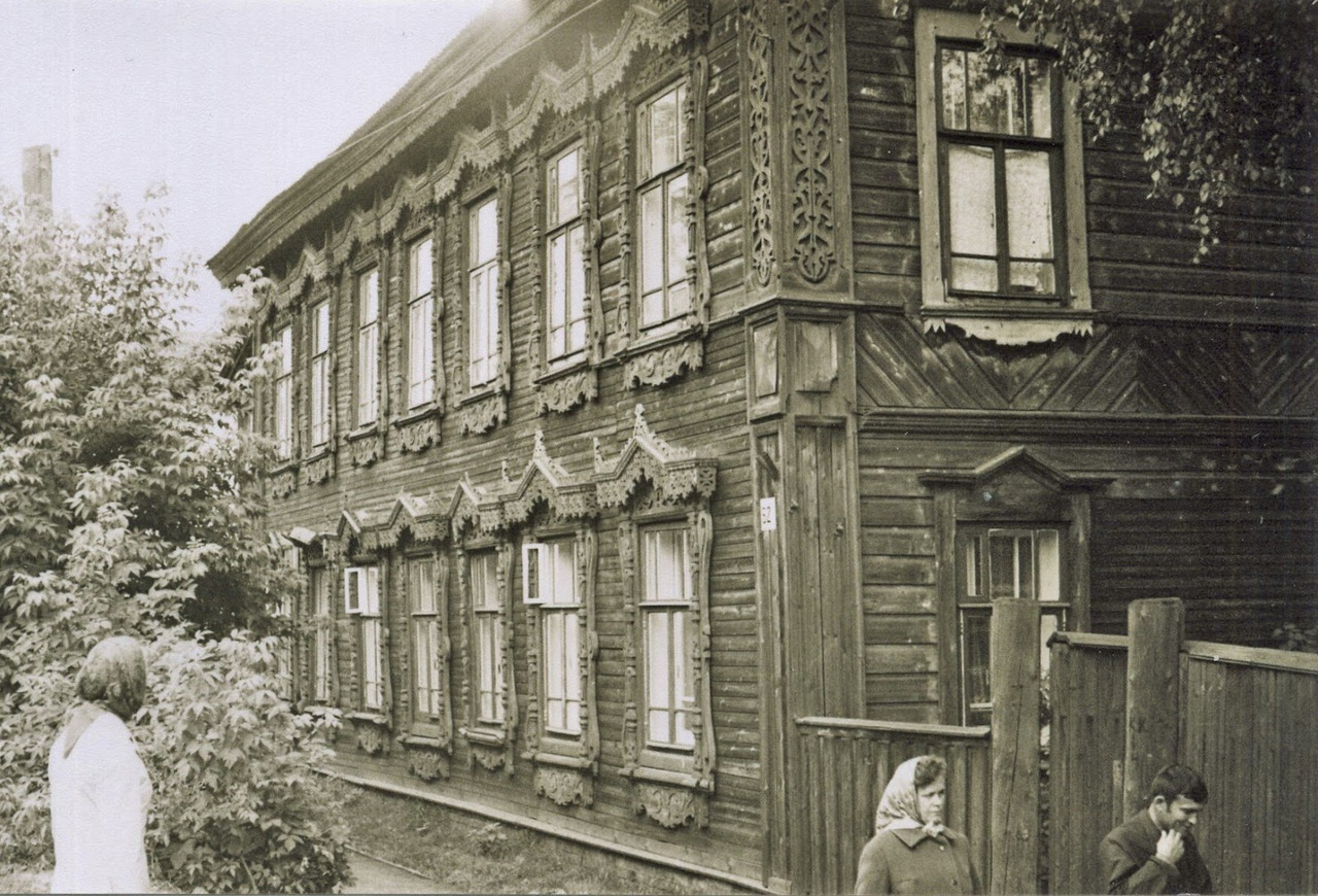 Подпольная типография и первый частный детский сад. Как менялась улица Дерендяева, названная в честь вымышленного персонажа
