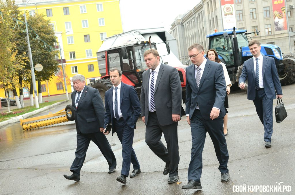Дворкович в Кирове. Что нужно сделать, чтобы пройти сквозь стену?