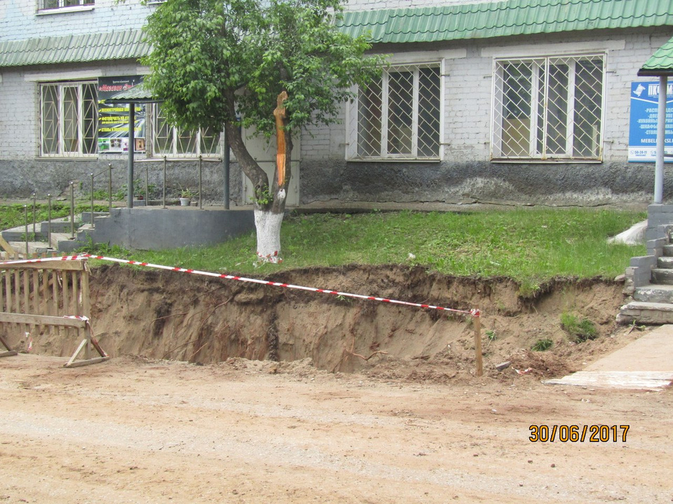 Путепровод перемахнул на улицу Попова