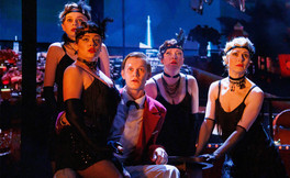 В джазе только девушки