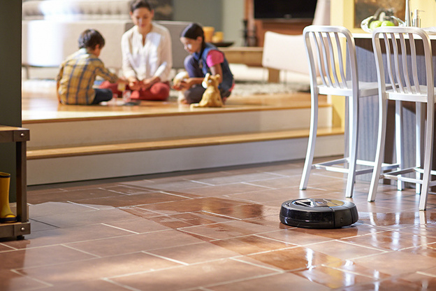 Как выбрать моющий робот-пылесос для квартиры: советы экспертов