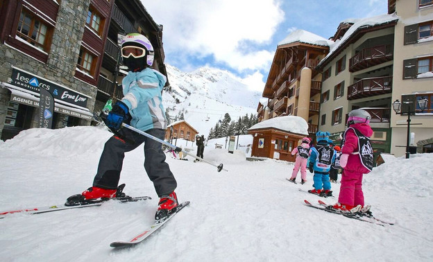 На что обратить внимание при выборе детских лыж?