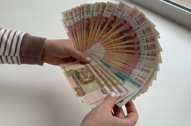 ЦБ выпустил обновлённую 100-рублёвую купюру