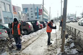 Глава администрации Кирова Симаков остался недоволен чисткой асфальта подрядчиками