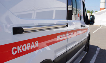 В Кирове на девочку упала глыба снега с крыши