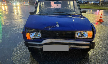 В Кирове столкнулись «Фольксваген» и ВАЗ, пострадала 11-летняя девочка