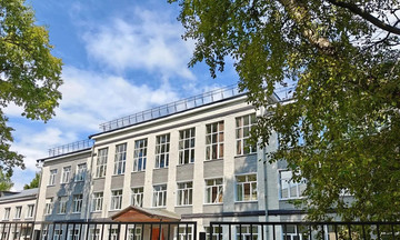 В Слободском идёт капремонт самой крупной школы города