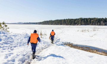 В Кировской области спасатели проводят рейды на весеннем льду