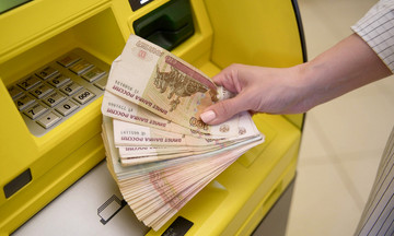 Курс доллара впервые за два года превысил 87 рублей