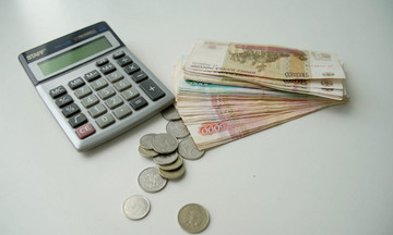 С 1 марта сервисы перестанут списывать деньги за подписки с отвязанных карт