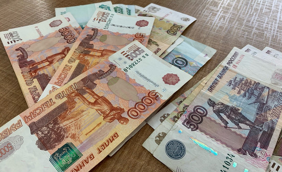 Кировчанка потеряла 3,6 миллиона рублей после открытия вирусного файла