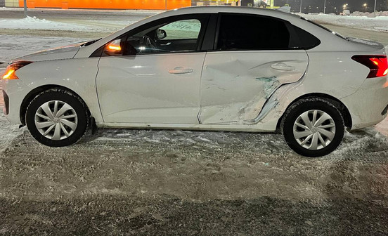 В Кирове столкнулись «семерка» и «Лада Искра»: пострадала пассажирка