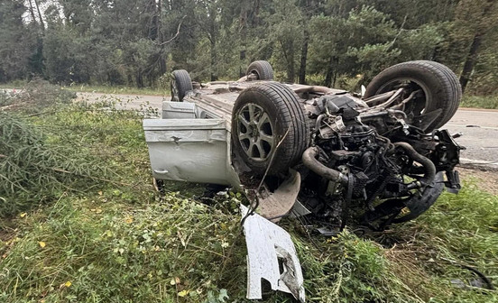В Слободском районе водитель «Ауди» съехала с дороги и врезалась в дерево