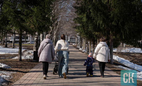 В Кировской области 4,5 тысячи беременных пользуются бесплатным проездом