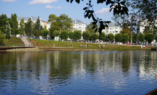 Цифры благоустройства: сколько в городах Кировской области скверов, дорог и фонарей