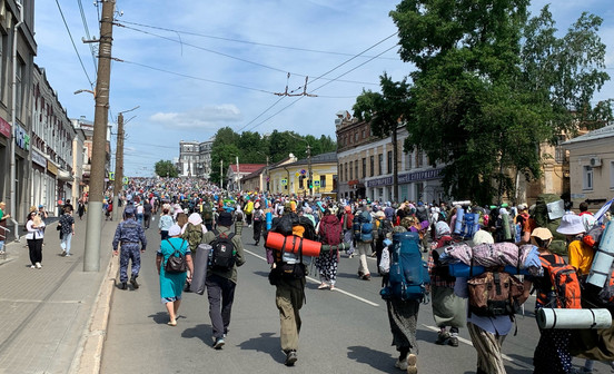 В Кирове из-за крестного хода изменят маршруты автобусов и троллейбусов