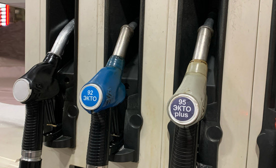 В Кировской области за месяц бензин подорожал в среднем на 1,5%