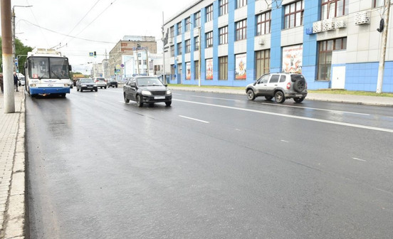 В Кирове приняли первые отремонтированные дороги