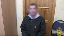 Кировчанин украл телефон в офисе организации