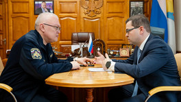 Александр Соколов и Борис Веснин обсудили покупку автобуса для хоккеистов «Олимпии»