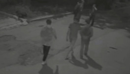 Группа молодых людей избила и ограбила кировчанина на улице