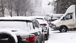 Российских водителей могут освободить от нескольких штрафов в период снегопадов