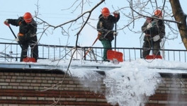 В Кирове будут чистить крыши после жалоб кировчан