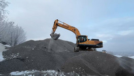 В Киров начали завозить щебень для ремонта дорог