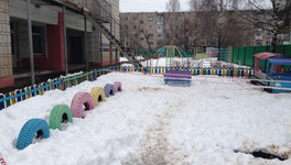 В Кирове возбудили уголовное дело после падения ребёнка в двухметровую яму с водой в детском саду