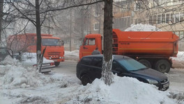 Подрядчики установили рекорд по объёму вывезенного с кировских улиц снега