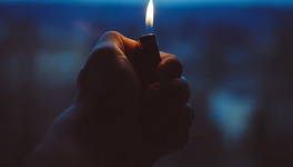 В Кировской области хотят запретить продажу зажигалок детям