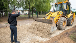 В Кирове заканчивают ремонт подъездов к школам и детским садам