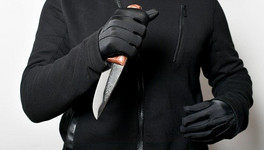 В Кировской области мужчина признался в убийстве знакомого. Он нанёс потерпевшему не менее 18 ударов ножом