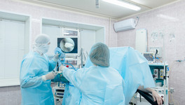 Кировские хирурги восстановили плечо пациенту, травмированному на сноуборде