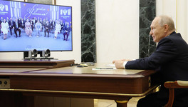 Педагог из Кирово-Чепецка встретилась с Путиным по видеосвязи