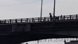 В Кирове двое мужчин спрыгнули со старого моста