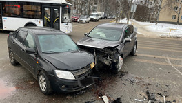 В аварии на улице Попова пострадал трёхлетний ребёнок