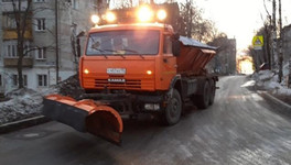 В Кирове «про запас» оставили «зимнюю» технику на случай снегопада