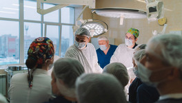 Кировских врачей обучают новым методам лечения новообразований